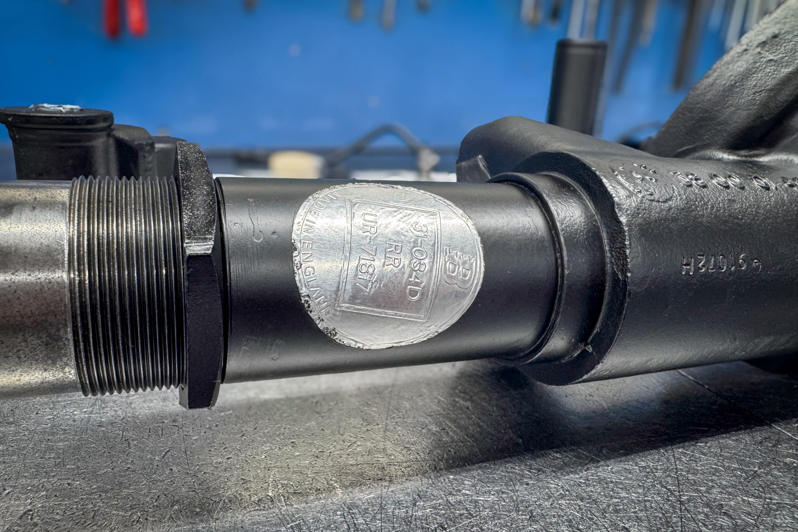 Überholung des Lenkgetriebes für Bentley und Rolls-Royce: Luxus und Technologie